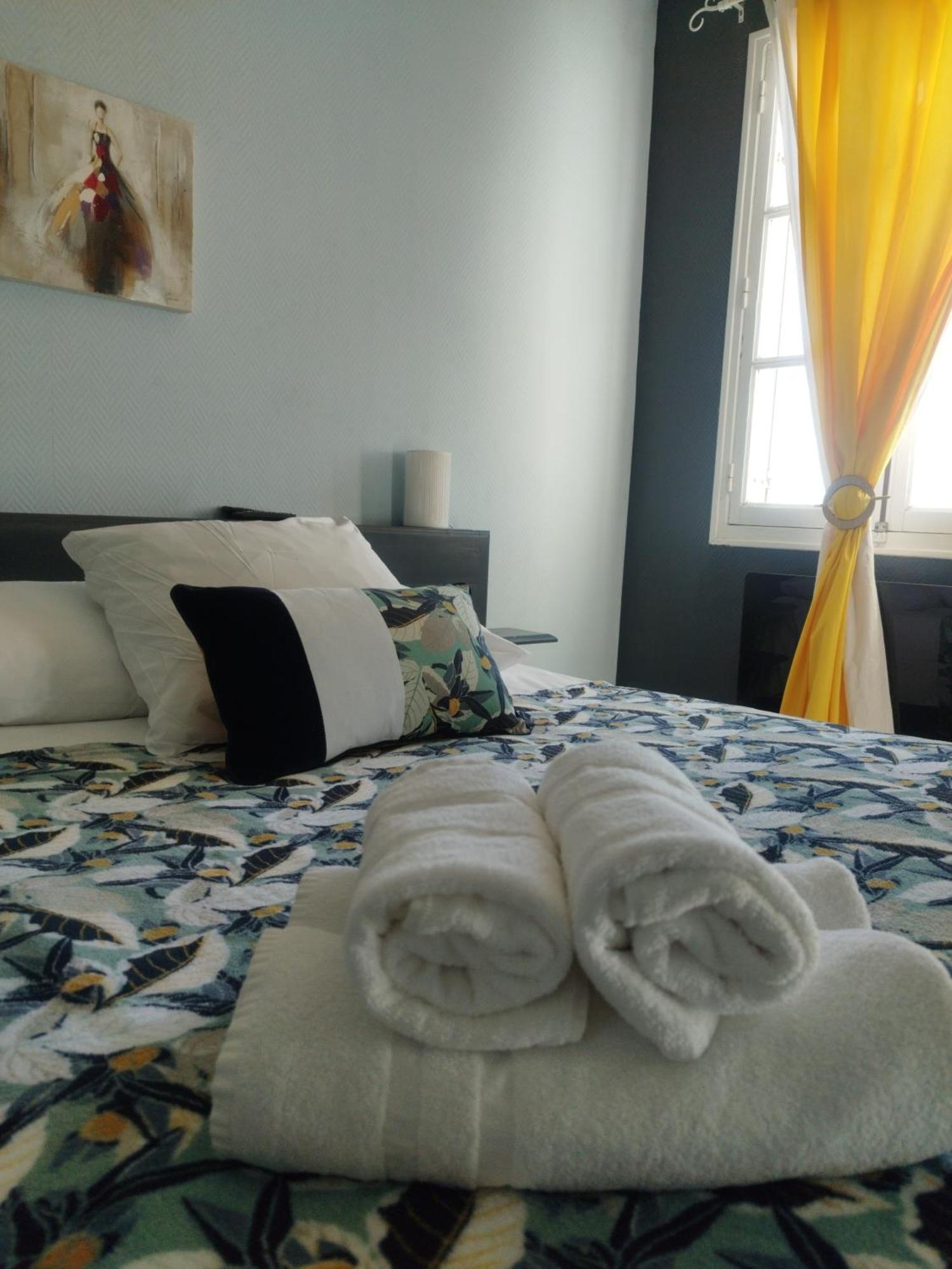 Hotel Les Thermes Jonzac Zewnętrze zdjęcie